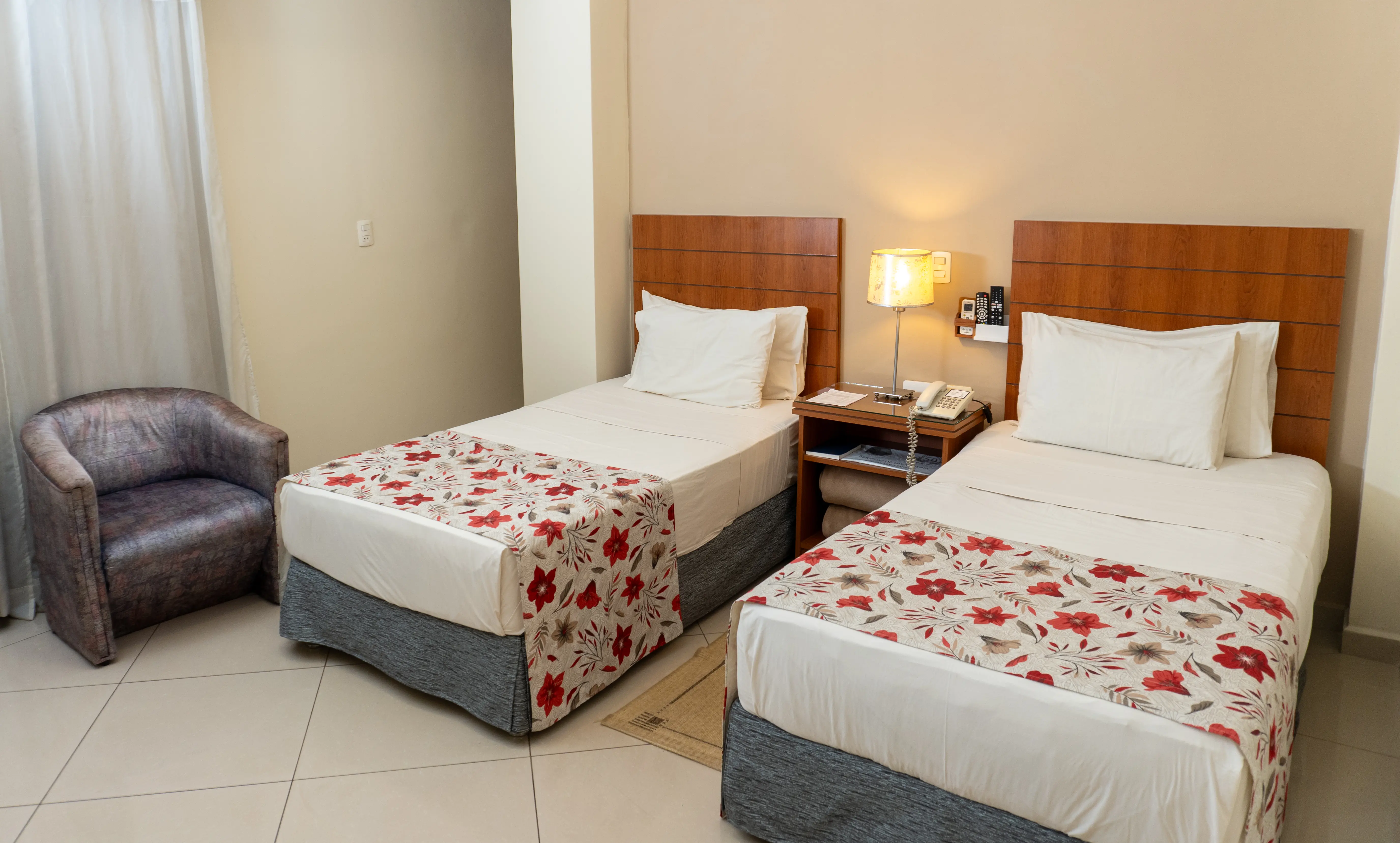 room-doble-twin01