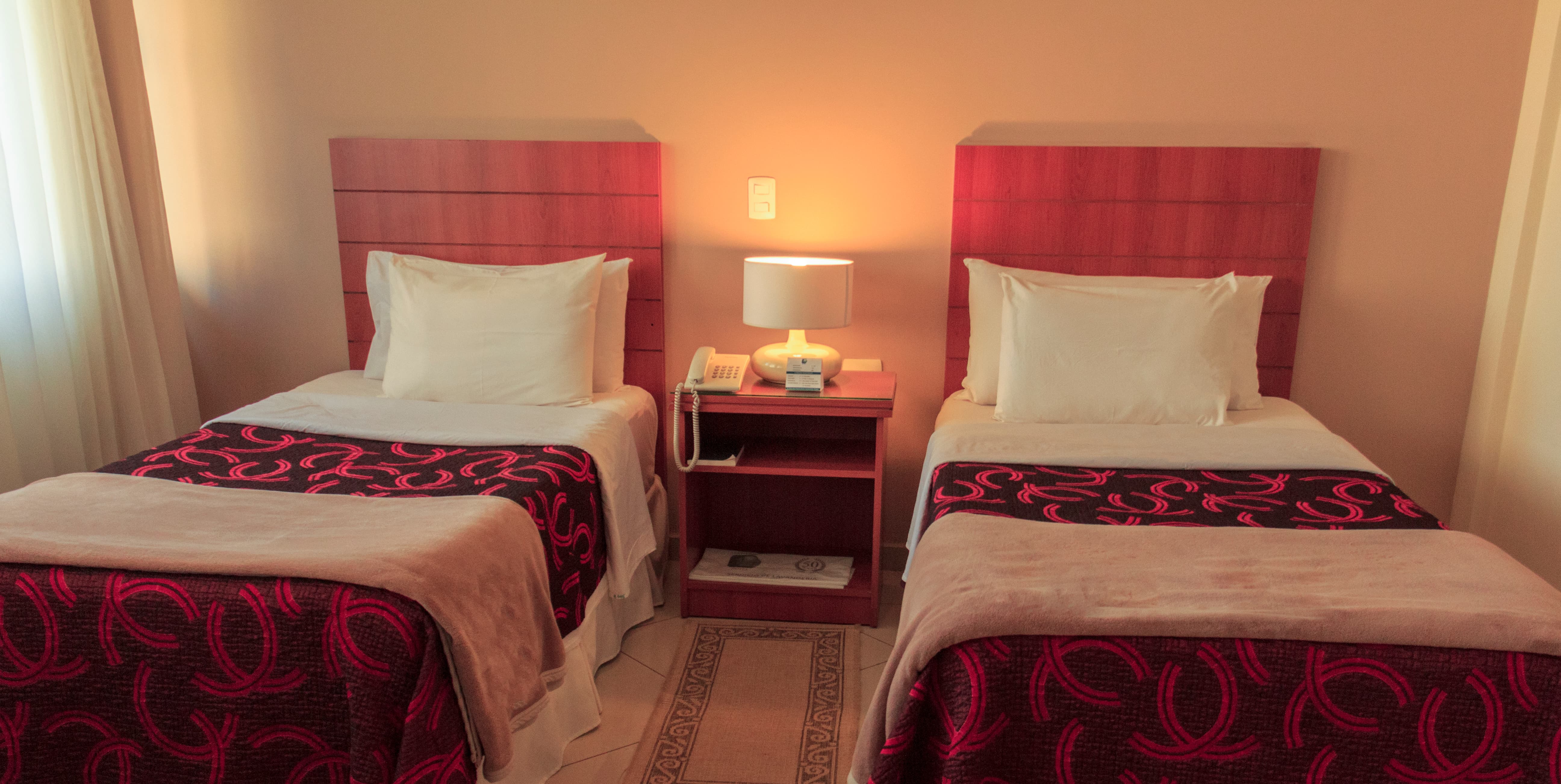 room-doble-twin01