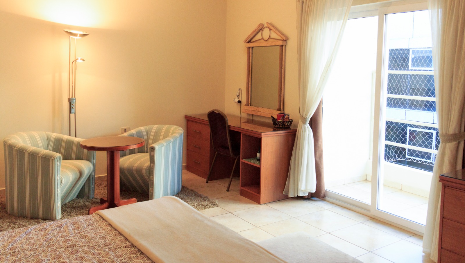 Suite Ejecutiva 02