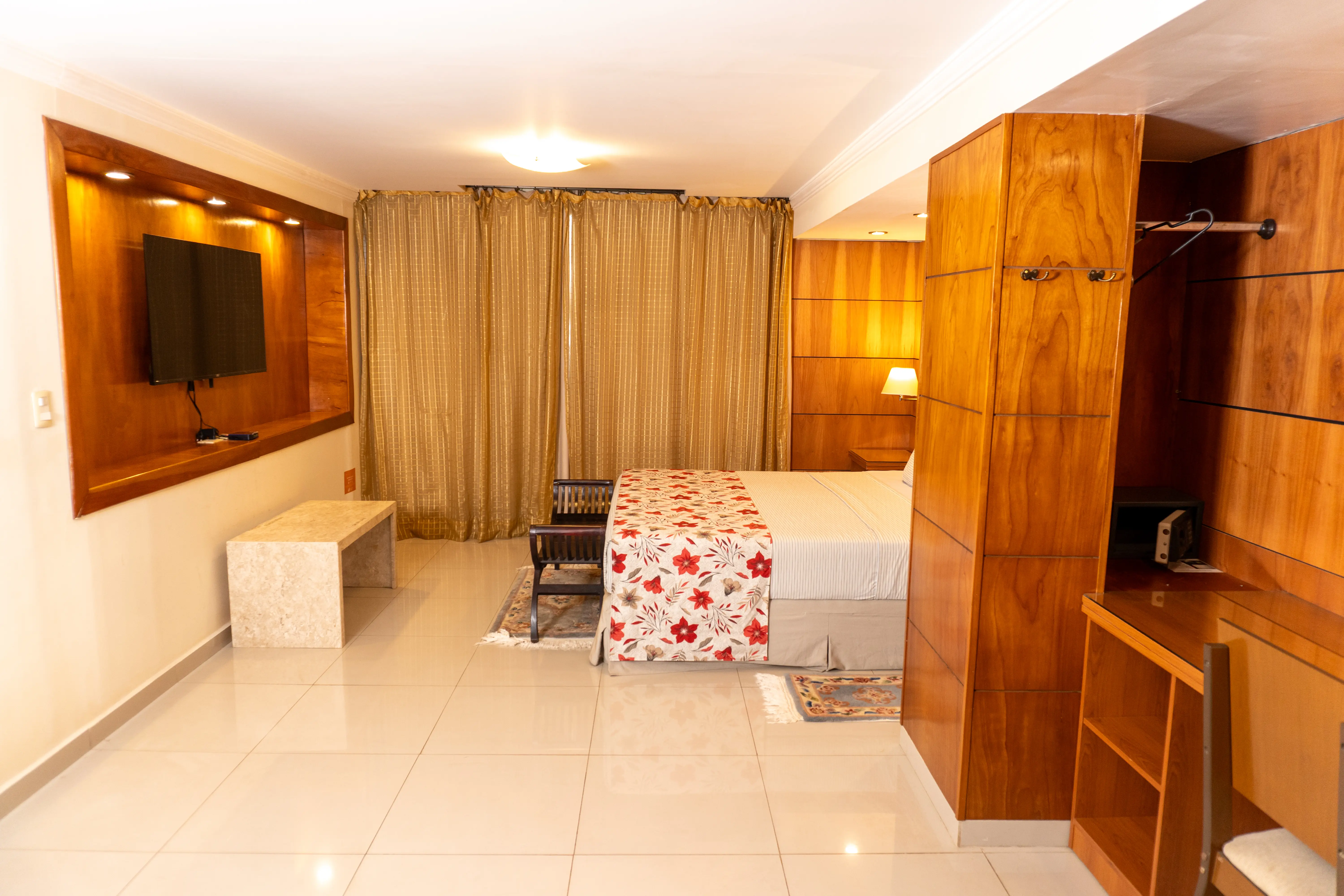 Penthouse 02